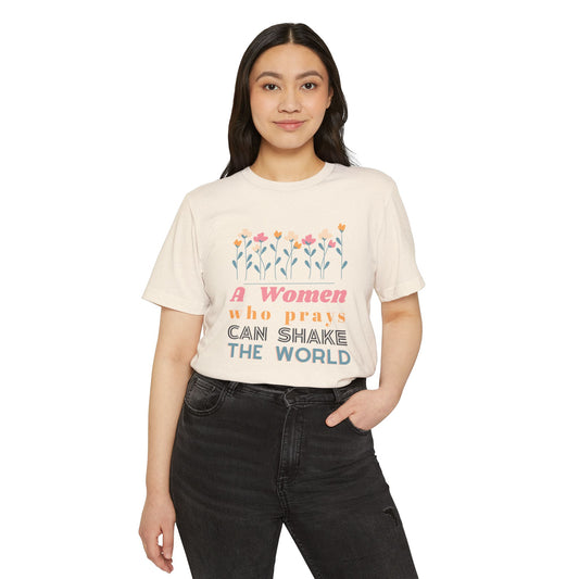 A Women Who Prays / Recycled Organic T-Shirt